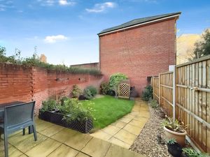 Photo 11- click for photo gallery